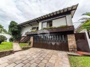 Casa / Sobrado para Venda em Porto Alegre/RS Chácara das... Casa / Sobrado para Venda em Porto Alegre/RS Chácara das...