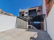 Casa / Sobrado para Venda em Porto Alegre/RS Chácara das...