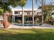 Casa / Sobrado para Venda em Porto Alegre/RS Chácara das...