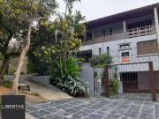 Casa / Sobrado para Venda em Porto Alegre/RS Cristal 4...