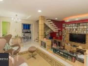 Casa / Sobrado para Venda em Porto Alegre/RS Cristal 4...