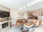 Casa / Sobrado para Venda em Porto Alegre/RS Cristo...