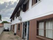 Casa / Sobrado para Venda em Porto Alegre/RS Espírito...