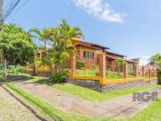 Casa / Sobrado para Venda em Porto Alegre/RS Espírito...