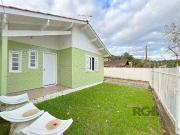 Casa / Sobrado para Venda em Porto Alegre/RS Guarujá 2...