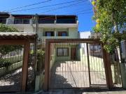 Casa / Sobrado para Venda em Porto Alegre/RS Guarujá 2...