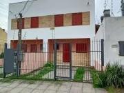Casa / Sobrado para Venda em Porto Alegre/RS Guarujá 3...