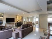 Casa / Sobrado para Venda em Porto Alegre/RS Guarujá 3...