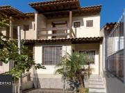 Casa / Sobrado para Venda em Porto Alegre/RS Guarujá 3...