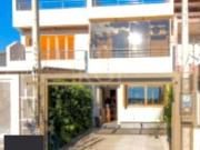 Casa / Sobrado para Venda em Porto Alegre/RS Guarujá 3...
