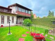 Casa / Sobrado para Venda em Porto Alegre/RS Guarujá 3...