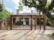 Casa / Sobrado para Venda em Porto Alegre/RS Guarujá 3...