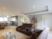 Casa / Sobrado para Venda em Porto Alegre/RS Guarujá 3...