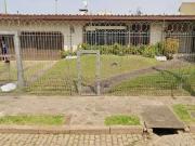 Casa / Sobrado para Venda em Porto Alegre/RS Guarujá 4...