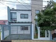 Casa / Sobrado para Venda em Porto Alegre/RS Guarujá 4...