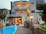 Casa / Sobrado para Venda em Porto Alegre/RS...