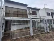 Casa / Sobrado para Venda em Porto Alegre/RS...
