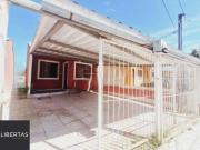 Casa / Sobrado para Venda em Porto Alegre/RS Hípica 2...
