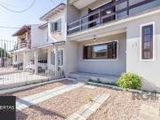 Casa / Sobrado para Venda em Porto Alegre/RS Hípica 3...