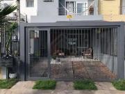 Casa / Sobrado para Venda em Porto Alegre/RS Hípica 3...