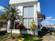 Casa / Sobrado para Venda em Porto Alegre/RS Hípica 3...