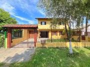 Casa / Sobrado para Venda em Porto Alegre/RS Hípica 3...