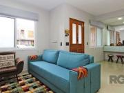 Casa / Sobrado para Venda em Porto Alegre/RS Hípica 3...