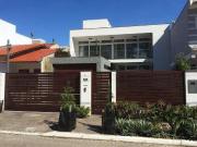 Casa / Sobrado para Venda em Porto Alegre/RS Hípica 3...
