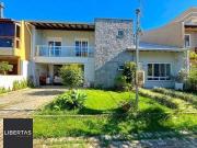 Casa / Sobrado para Venda em Porto Alegre/RS Hípica 3...