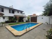 Casa / Sobrado para Venda em Porto Alegre/RS Ipanema 3...