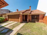 Casa / Sobrado para Venda em Porto Alegre/RS Ipanema 3...