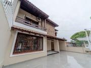 Casa / Sobrado para Venda em Porto Alegre/RS Ipanema 4...