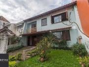 Casa / Sobrado para Venda em Porto Alegre/RS Ipanema 4...