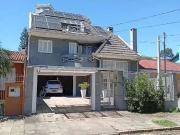 Casa / Sobrado para Venda em Porto Alegre/RS Ipanema 4...
