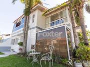 Casa / Sobrado para Venda em Porto Alegre/RS Ipanema 4...