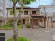 Casa / Sobrado para Venda em Porto Alegre/RS Jardim...