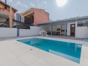 Casa / Sobrado para Venda em Porto Alegre/RS Jardim...