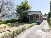 Casa / Sobrado para Venda em Porto Alegre/RS Jardim...