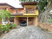 Casa / Sobrado para Venda em Porto Alegre/RS Jardim...