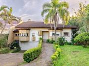 Casa / Sobrado para Venda em Porto Alegre/RS Jardim...