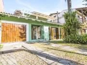 Casa / Sobrado para Venda em Porto Alegre/RS Jardim...