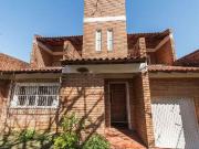 Casa / Sobrado para Venda em Porto Alegre/RS Jardim Itu...