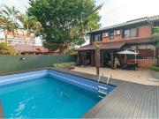 Casa / Sobrado para Venda em Porto Alegre/RS Jardim Itu...