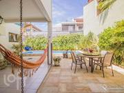 Casa / Sobrado para Venda em Porto Alegre/RS Jardim Itu...
