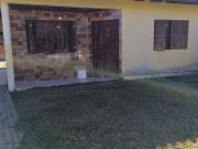 Casa / Sobrado para Venda em Porto Alegre/RS Lami 2 Quartos