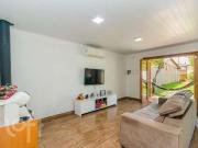 Casa / Sobrado para Venda em Porto Alegre/RS Lomba do...