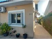 Casa / Sobrado para Venda em Porto Alegre/RS Lomba do...