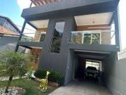 Casa / Sobrado para Venda em Porto Alegre/RS Lomba do...