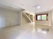 Casa / Sobrado para Venda em Porto Alegre/RS Mário...
