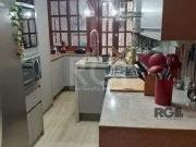 Casa / Sobrado para Venda em Porto Alegre/RS Medianeira...
